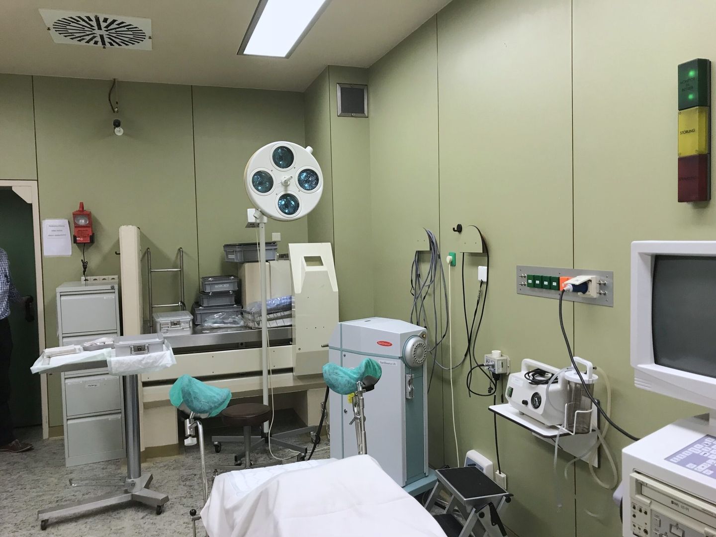 Klinikum Bielefeld Umbau der Bettenstation und des Labors, Erneuerung der Strahlentherapie